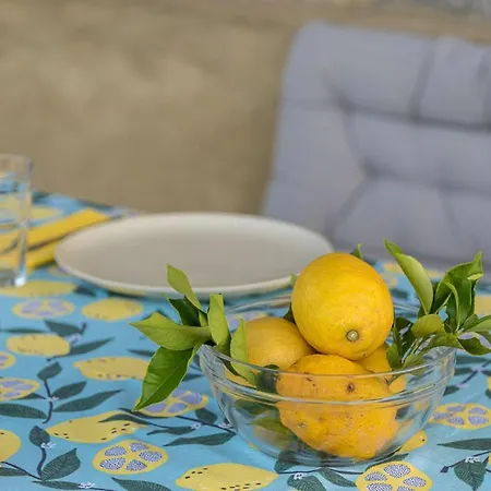 Nyaraló Guestready - Lemons' House *